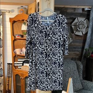 Classy Blue and White Patterned Dress